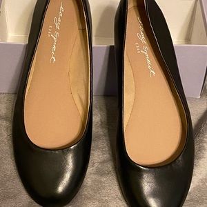 Lifestride Black Flats size 8 M